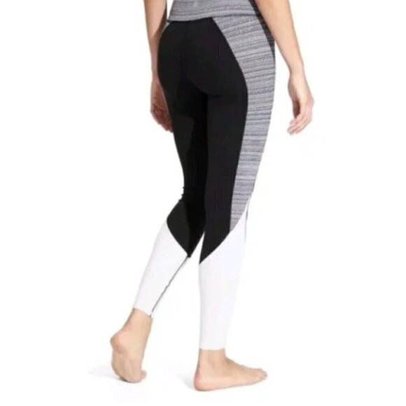 Athleta High Rise Jacquard Flow Chaturanga Tight Black Colorblock - Picture 2 of 3